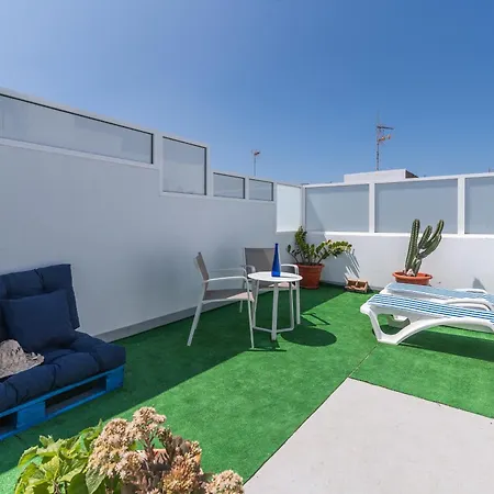 Home2book Quiet Retreat With Patio & Roof Access * Vecindario (Gran Canaria)
