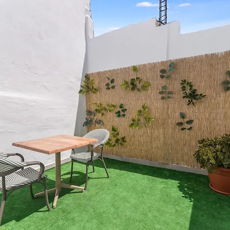 Home2book Quiet Retreat With Patio & Roof Access Lejlighed *